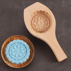 The Culinary Kit Küche & Esszimmer-Gebäckbackform aus Holz – süßes Backwerkzeug für Gebäck