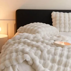 Cozy Haven Bettzeug-Genevieve Pelz-Überwurfdecke – weiche, gemütliche Dekodecke