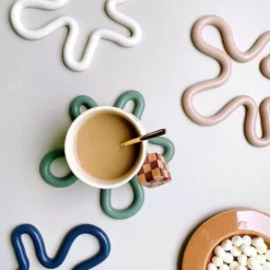 Tom Küche & Esszimmer-Geometrisches Silikon-Tischset mit rutschfesten Untersetzern und hitzebeständigem Topflappen