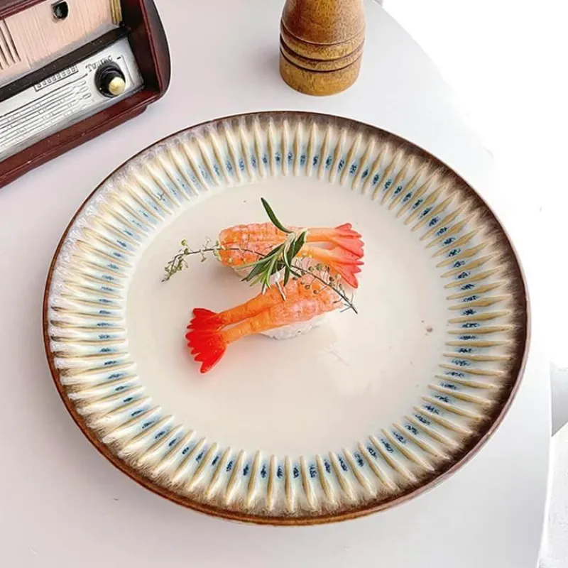 Elegance at the Table Küche & Esszimmer-Geprägter Keramikteller – vertikales Maserungsdesign
