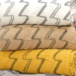 Wrap u0026 Relax Bettzeug-Gestreifte Quastendecke – kuscheliger Stricküberwurf für Zuhause und unterwegs