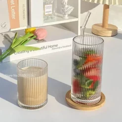 Plates u0026 More Küche & Esszimmer-Gestreiftes Kaffeetassen-Set aus Glas – vielseitiges Trinkgeschirr für Kaffee, Tee, Wein