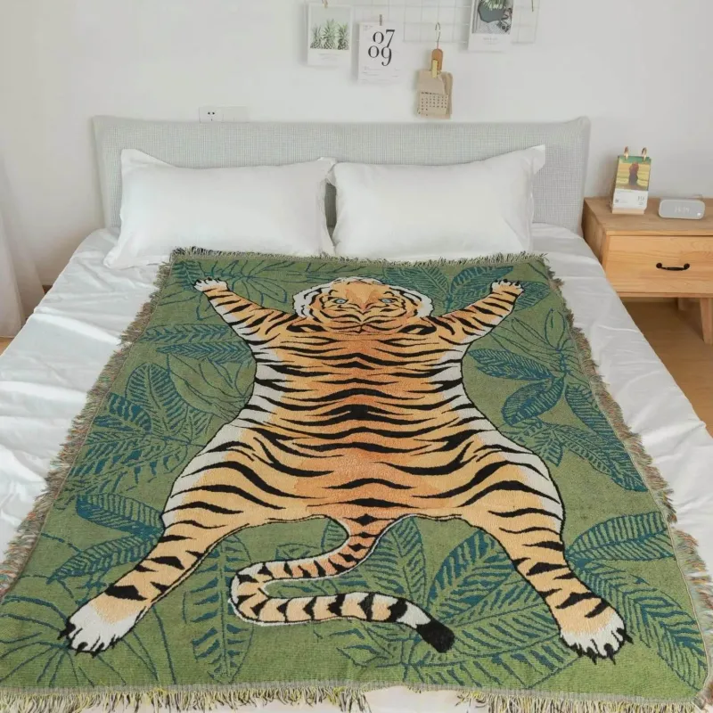 Snug u0026 Soft Bettzeug-Gestrickte Gobelindecke – Leichte, luxuriöse Dekodecke für das Wohnzimmer im Freien