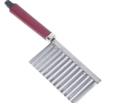 The Culinary Kit Küche & Esszimmer-Gewellter Kartoffelschneider – Küchenwerkzeug aus Edelstahl