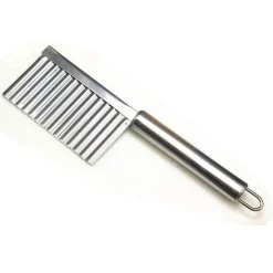 The Culinary Kit Küche & Esszimmer-Gewellter Kartoffelschneider – Küchenwerkzeug aus Edelstahl