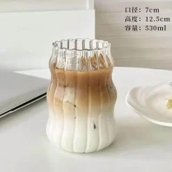 Plates u0026 More Küche & Esszimmer-Glasbecher mit Strohhalm – Vielseitiger Becher für Kaffee, Saft, Bier, Wein