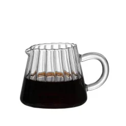 Plates u0026 More Küche & Esszimmer-Glasbecher-Set mit vertikalen Streifen – Tassen für Kaffee, Tee, Saft und Milch