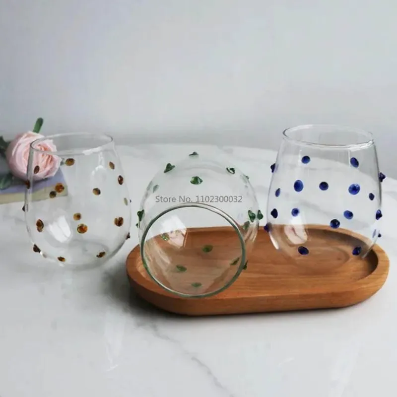 Plates u0026 More Küche & Esszimmer-Glasbecher-Set mit Wellendesign und Punkten – Stilvolle Kaffeetassen
