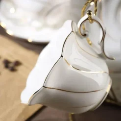 Feast u0026 Flair Küche & Esszimmer-Gold Wave Teetassen-Set – 200 ml hochwertiges Trinkgeschirr aus Bone China