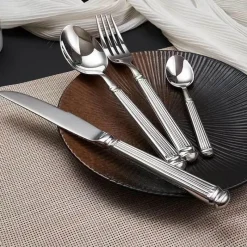 Elegance at the Table Küche & Esszimmer-Goldfarbenes Edelstahl-Besteckset – 4-teiliges elegantes Essbesteck