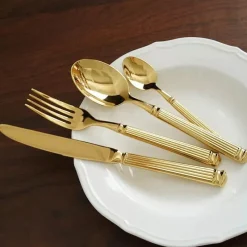 Elegance at the Table Küche & Esszimmer-Goldfarbenes Edelstahl-Besteckset – 4-teiliges elegantes Essbesteck
