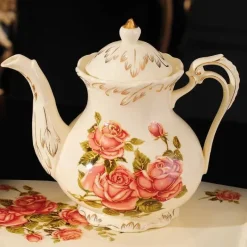 Elegance at the Table Küche & Esszimmer-Große Teekanne aus Porzellan – Europäische Keramik-Teekanne für Nachmittagstee und Kaffee