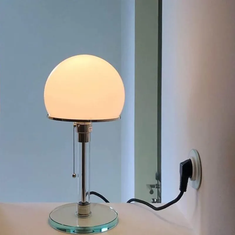 Bright Accents Beleuchtung-Halbkugelförmige Tischlampe aus Glas – stilvolle, moderne Akzentbeleuchtung für die Inneneinrichtung