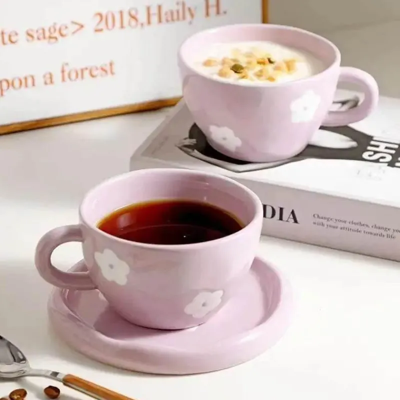 Plates u0026 More Küche & Esszimmer-Handbemaltes Kaffeetassen- und Untertassen-Set mit Blumen - Teeservice aus Keramik