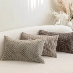 The Cushion Corner Bettzeug-Hellgraue Kissenbezüge mit Kaffeestruktur - Moderne Wohndekor-Kissen