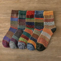 Herren Heritage Threads Herrenbekleidung-Herren-Crew-Socken im Ethno-Stil – Stilvolle Socken im kulturellen Stil