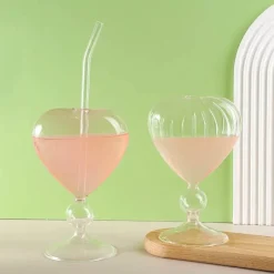 Plates u0026 More Küche & Esszimmer-Herzförmiges Glasbecher-Set – Trinkgeschirr für romantische Paare