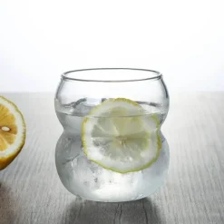 Plates u0026 More Küche & Esszimmer-Hitzebeständiger Cold Brew-Kaffeebecher aus Glas – perfekt für Milchlattes und Sprudelwasser