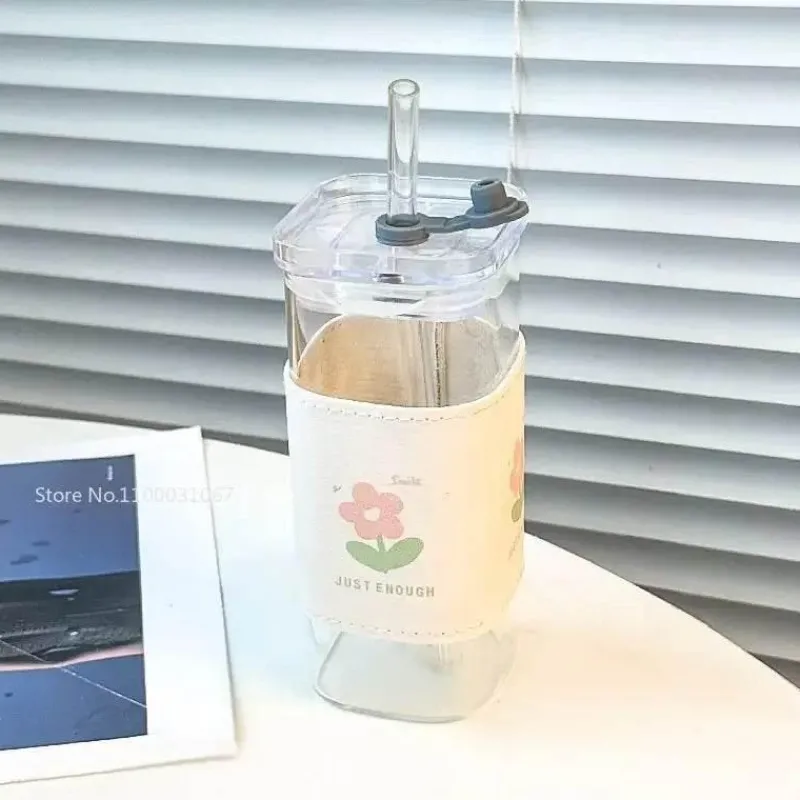 Plates u0026 More Küche & Esszimmer-Hitzebeständiger Glasbecher – Deckel mit Strohhalm für Kaffee, Tee, Saft