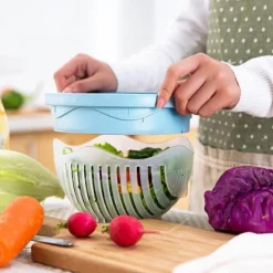 The Culinary Kit Küche & Esszimmer-3-in-1-Gemüseschneider – Küchenwerkzeug zur Lebensmittelzubereitung, Abtropfgestell