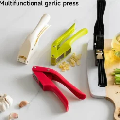 The Culinary Kit Küche & Esszimmer-2-in-1-Knoblauchzerkleinerer und -schneider – Küchengerät zur einfachen Essenszubereitung