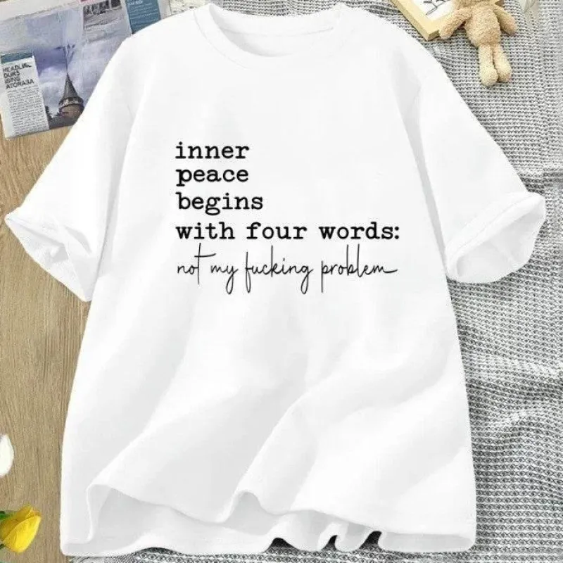 Damen Everly u0026 Lace Damenbekleidung-Inner Peace Beings mit vier Wörtern Lustiges T-Shirt