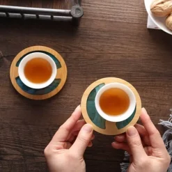 The Cozy Mug Küche & Esszimmer-Isolierte Bambus-Untersetzer – Untersetzer mit Wasserkunst-Design