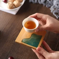 The Cozy Mug Küche & Esszimmer-Isolierte Bambus-Untersetzer – Untersetzer mit Wasserkunst-Design