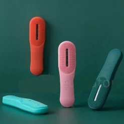 The Blissful Bath Badezimmer-Japanese Exfoliating Facial Cleansing Brush - Colorful Skin Tool