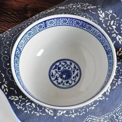 Elegance at the Table Küche & Esszimmer-Japanische blau-weiße Nudel aus Keramik – elegantes Geschirr