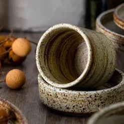 Elegance at the Table Küche & Esszimmer-Japanisches Geschirrset aus Steingut – Elegante Geschirrkollektion aus Keramik