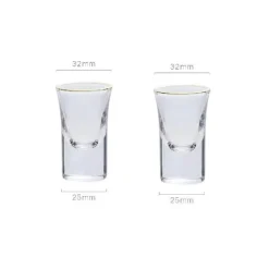 Plates u0026 More Küche & Esszimmer-Japanisches Weinflaschen- und Becherset aus Glas mit Stövchen – elegantes Trinkgeschirr für besondere Anlässe