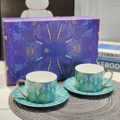 Elegance at the Table Küche & Esszimmer-Kaffee- und Teetassen-Set aus Knochenporzellan mit Untertasse, Teegeschirr, Dessertteller