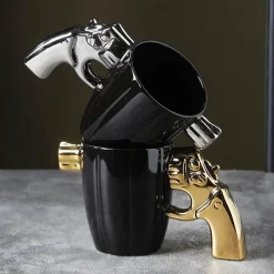 Brew Bliss Küche & Esszimmer-Kaffeetasse mit Revolvergriff – Einzigartige Tasse mit Waffenmotiv für Waffenliebhaber