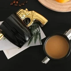 Brew Bliss Küche & Esszimmer-Kaffeetasse mit Revolvergriff – Einzigartige Tasse mit Waffenmotiv für Waffenliebhaber