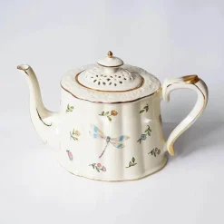 Elegance at the Table Küche & Esszimmer-Kaffeetassen- und Tellerset aus Keramik mit Tablett mit Reliefrose