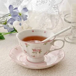 Plates u0026 More Küche & Esszimmer-Kaffeetassen-Set aus Keramik mit Blumenmuster und rosa Rosen und Kaninchenmotiv –