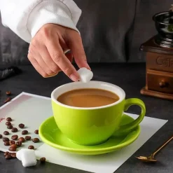 Plates u0026 More Küche & Esszimmer-Kaffeetassen-Set aus Keramik – 350 ml Tassen mit Untertassen, 2er-Set