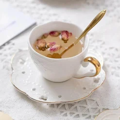 Plates u0026 More Küche & Esszimmer-Kaffeetassen-Set aus Porzellan mit Untertasse – elegantes Trinkgeschirr