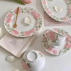 Plates u0026 More Küche & Esszimmer-Kaffeetassen-Set mit rosa Rosen – elegantes Trinkgeschirr mit Blumenmuster für Partys