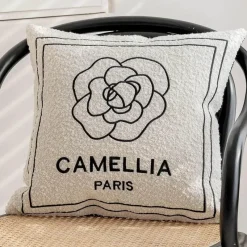 Pillow Haven Bettzeug-Kamelien-Jacquard-Kissenbezug – Luxuriöses nordisches Dekokissen für das Wohnzimmer