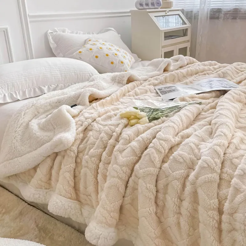 Cozy Haven Bettzeug-Karierte Überwurfdecke – Gemütlicher Wohndekor-Akzent