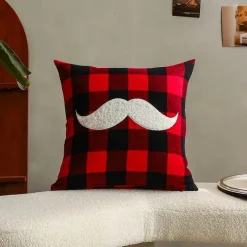 The Cushion Corner Bettzeug-Karierte Weihnachtskissenbezüge - Rote und schwarze bestickte Kissenbezüge