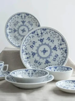 Elegance at the Table Küche & Esszimmer-Keramik-Essset – Elegante blau-weiße Geschirrkollektion