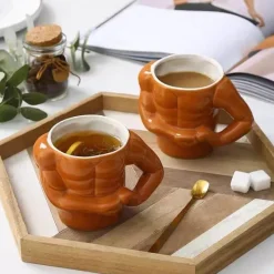 Brew Bliss Küche & Esszimmer-Keramik-Kaffeetasse mit Muskelarm – Starke Tasse für Fitnessliebhaber