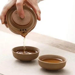 Plates u0026 More Küche & Esszimmer-Keramik-Kung-Fu-Teeservice – Teekanne mit 2 Teetassen und Reise-Gaiwan