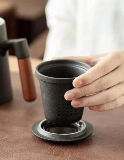 The Cozy Mug Küche & Esszimmer-Keramik-Teetassen mit Filter – Einzigartige Teesiebbecher