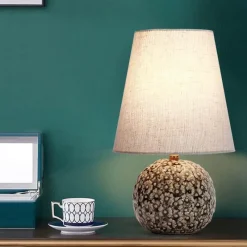 Illuminate Home Beleuchtung-Keramik-Tischlampe – geschnitztes Blumendesign