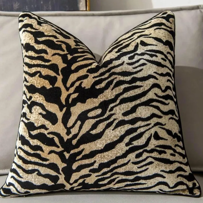 Pillow Haven Bettzeug-Kissenbezug aus beflocktem Samt mit Tigermuster und Leopardenmuster