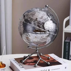 Illuminate Home Beleuchtung-Klare Globus-Dekoration – Transparenter Akzent für Ihr Zuhause